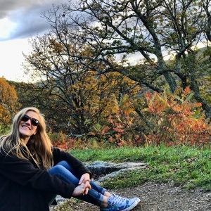 Meet your Posher, Lindsey